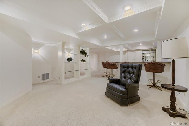 6018 E Briarwood Circle, Englewood, CO 80112