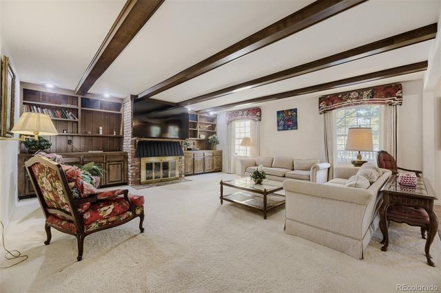 6018 E Briarwood Circle, Englewood, CO 80112