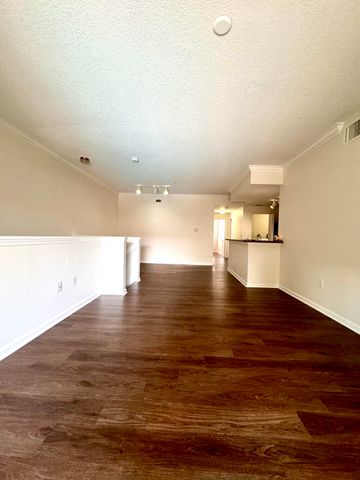 5840 W SAMPLE Road 303, Coral Springs, FL 33067