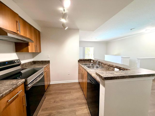 5840 W SAMPLE Road 303, Coral Springs, FL 33067