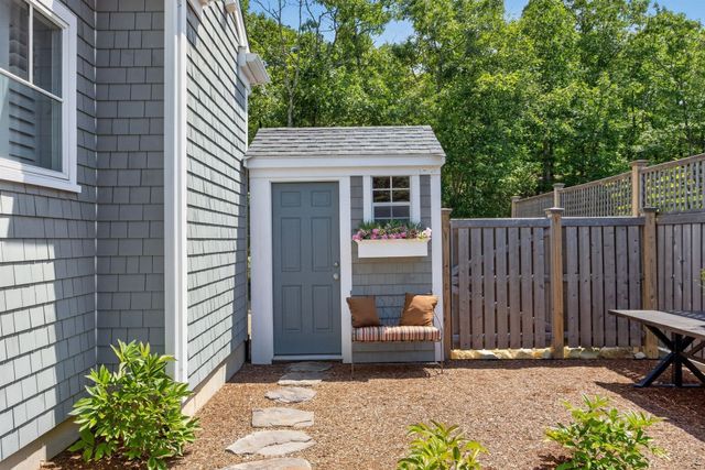 5 Climber's Path, Plymouth, MA 02360