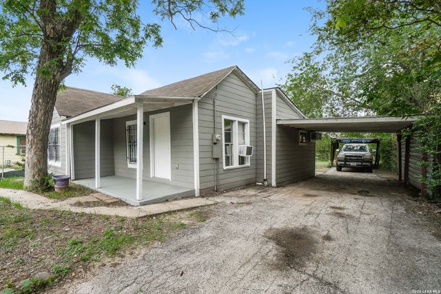 614 N Sabinas, San Antonio, TX 78207