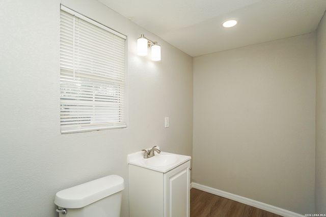 614 N Sabinas, San Antonio, TX 78207