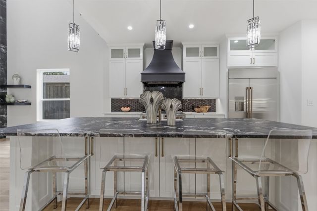 7503 Robin Road, Dallas, TX 75209