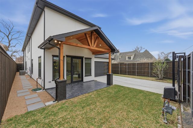 7503 Robin Road, Dallas, TX 75209