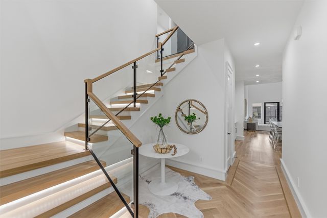 7503 Robin Road, Dallas, TX 75209