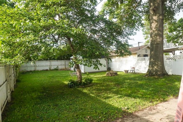 1904 E Delaware Street, Evansville, IN 47711