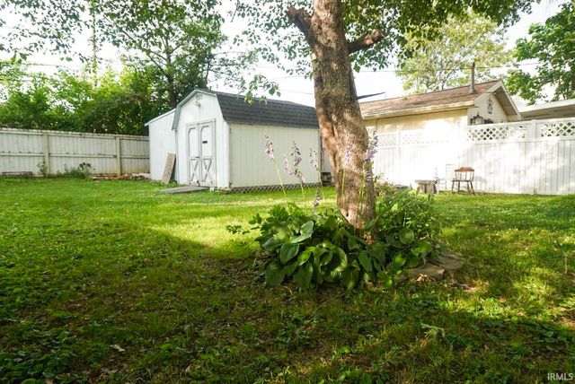 1904 E Delaware Street, Evansville, IN 47711