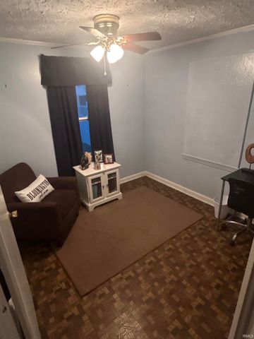 1904 E Delaware Street, Evansville, IN 47711