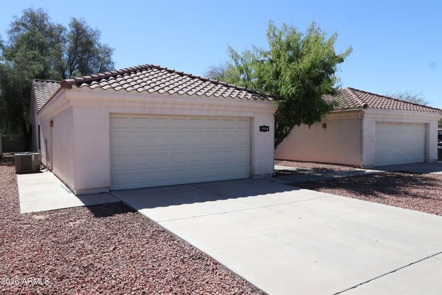 1099 W FLINT Street A, Chandler, AZ 85224
