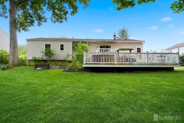 39 McFadden Drive, Monroe, NJ 08831