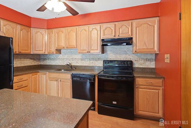39 McFadden Drive, Monroe, NJ 08831