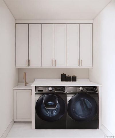 3247 Baron Drive, Bloomfield Hills, MI 48302