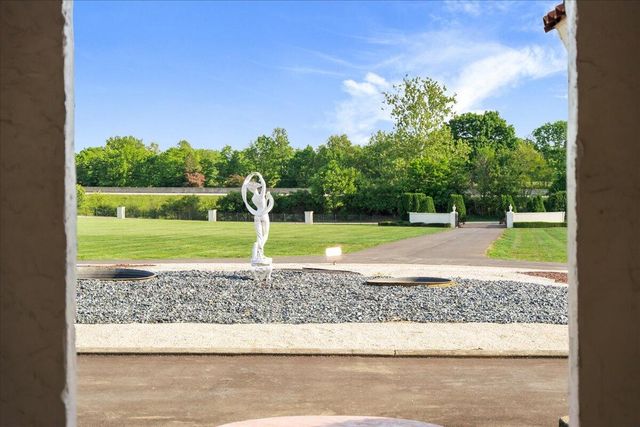 8897 Rockwell Road, Lexington, KY 40509