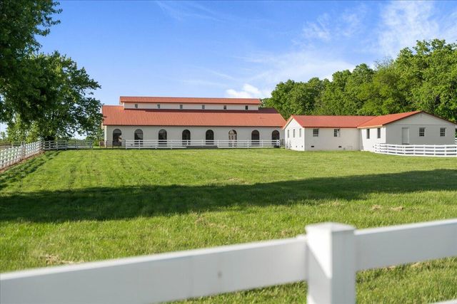 8897 Rockwell Road, Lexington, KY 40509
