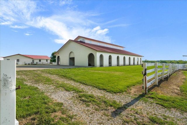 8897 Rockwell Road, Lexington, KY 40509