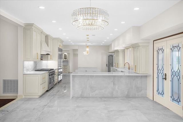 8897 Rockwell Road, Lexington, KY 40509