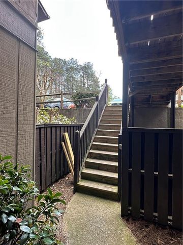 303 River Run Drive, Sandy Springs, GA 30350