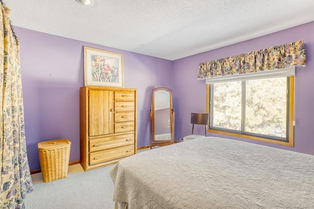 7340 York Avenue S 208, Edina, MN 55435