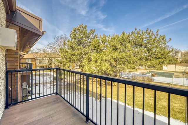 7340 York Avenue S 208, Edina, MN 55435