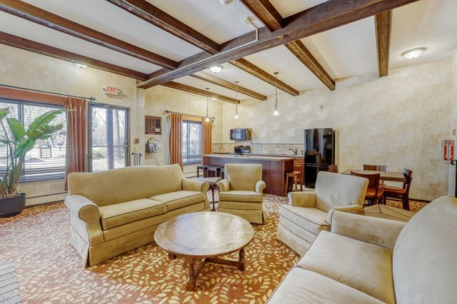 7340 York Avenue S 208, Edina, MN 55435