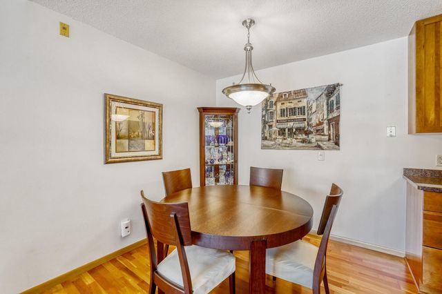 7340 York Avenue S 208, Edina, MN 55435