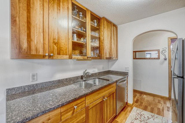 7340 York Avenue S 208, Edina, MN 55435