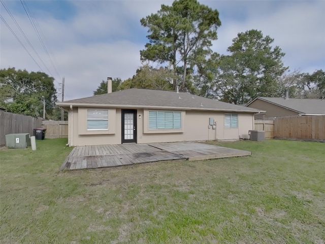 2802 N Spring Drive, Spring, TX 77373