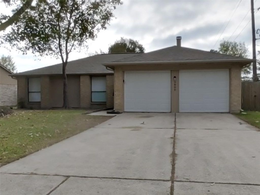 2802 N Spring Drive, Spring, TX 77373