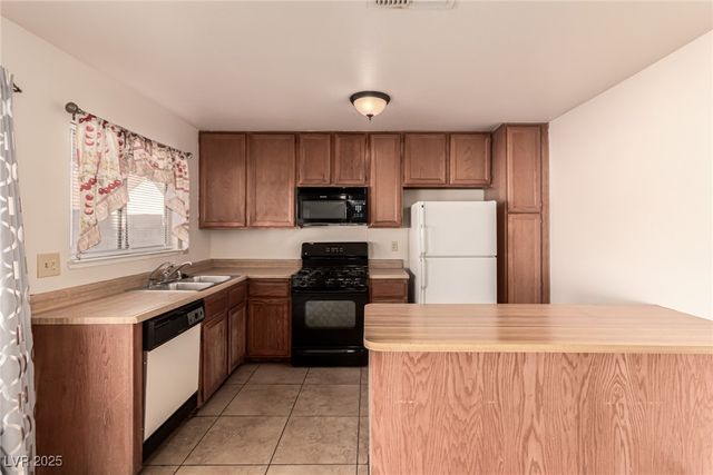 6576 Gazelle Drive, Las Vegas, NV 89108