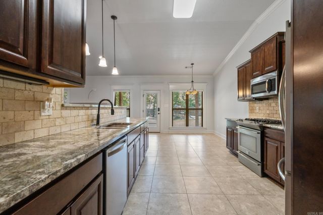 109 Wild Dogwood Trl, Hot Springs, AR 71913