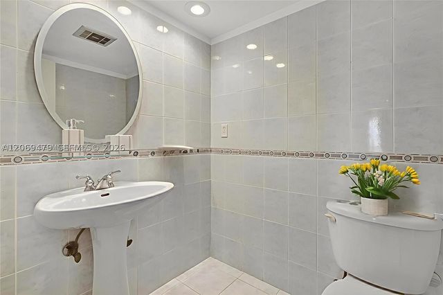 20100 W Country Club Dr 1003, Aventura, FL 33180