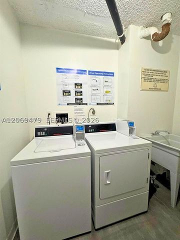 20100 W Country Club Dr 1003, Aventura, FL 33180