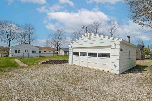 3588 Arapahoe Trail, Billings Twp, MI 48612
