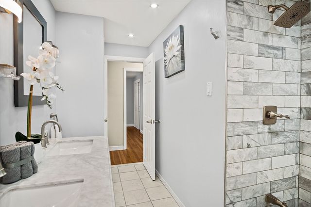 52 Augustus St, Revere, MA 02151