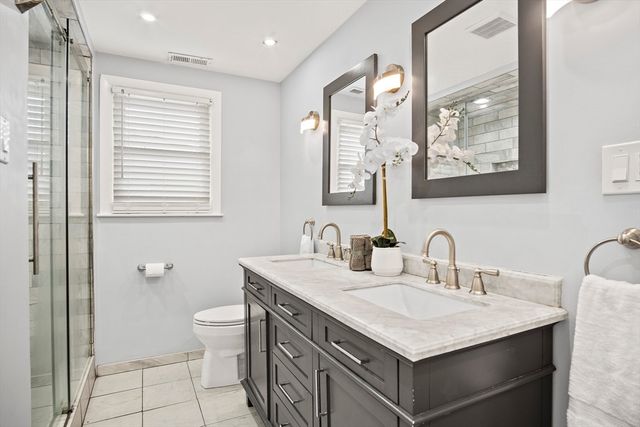 52 Augustus St, Revere, MA 02151
