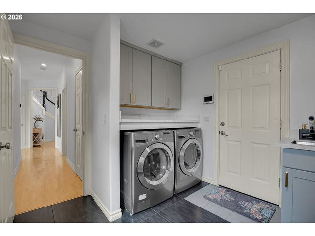 10072 Se WYNDHAM Way, Happy Valley, OR 97086