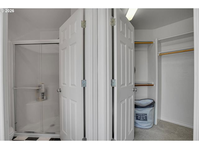 10072 Se WYNDHAM Way, Happy Valley, OR 97086