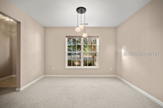 8 Hidden Lakes Dr, Bluffton, SC 29910