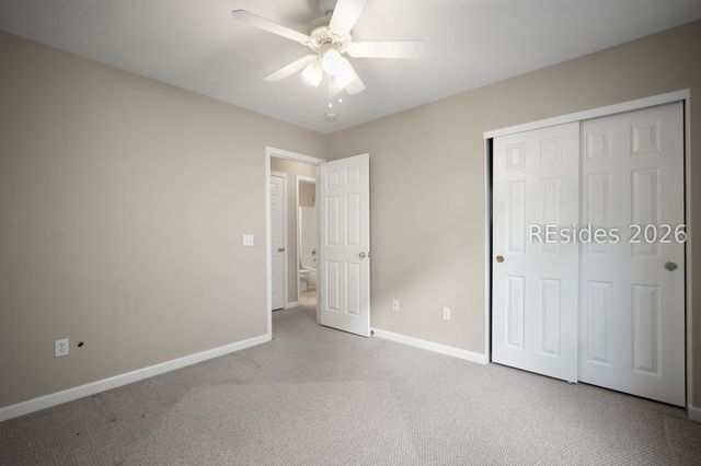 8 Hidden Lakes Dr, Bluffton, SC 29910