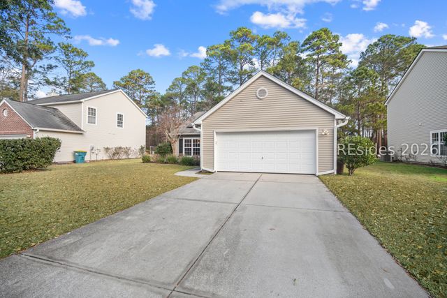 8 Hidden Lakes Dr, Bluffton, SC 29910