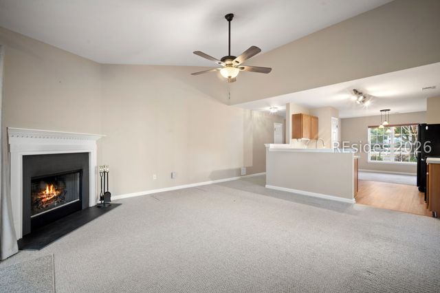 8 Hidden Lakes Dr, Bluffton, SC 29910