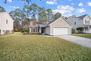 8 Hidden Lakes Dr, Bluffton, SC 29910