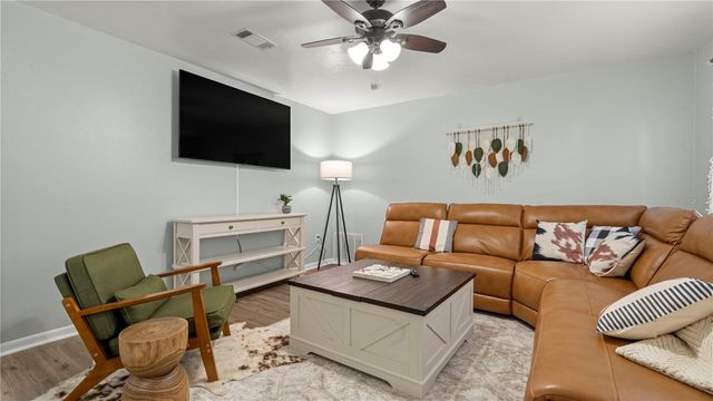 25701 SW 19TH AVENUE, Newberry, FL 32669