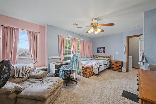809 Ellsworth Avenue, Yukon, OK 73099