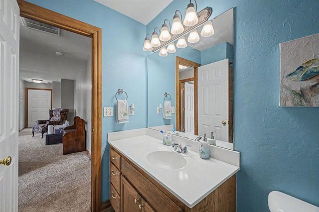 809 Ellsworth Avenue, Yukon, OK 73099