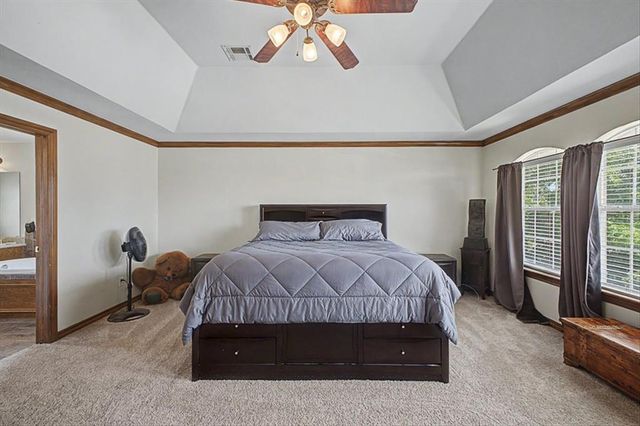 809 Ellsworth Avenue, Yukon, OK 73099