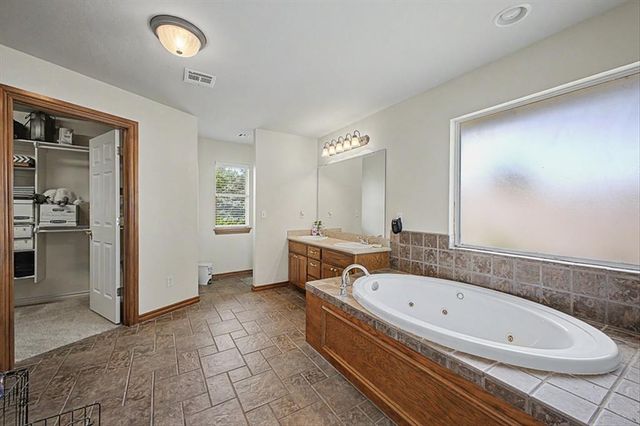 809 Ellsworth Avenue, Yukon, OK 73099