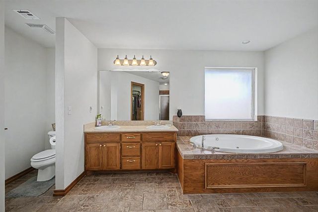 809 Ellsworth Avenue, Yukon, OK 73099