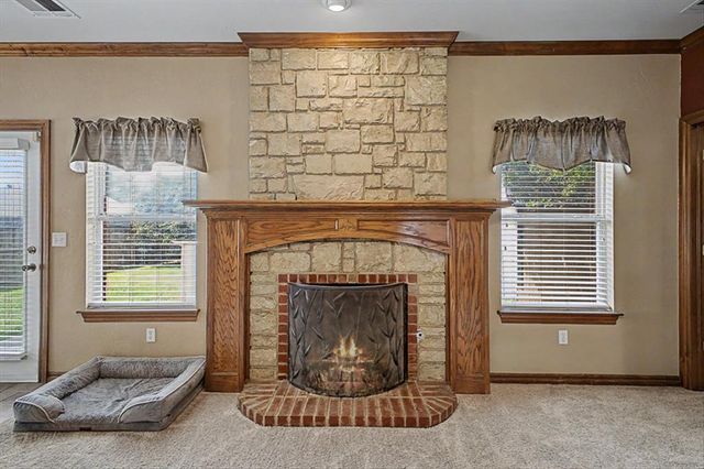 809 Ellsworth Avenue, Yukon, OK 73099